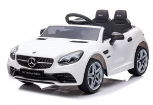 מכונית ממונעת 12V לילדים בדמות מרצדס Mercedes Benz SLC 300 עם שלט רחוק להורים, 2 מהירויות, אורות ומושב כפול - לבן I am Toys מכונית ממונעת 12V לילדים בדמות מרצדס Mercedes Benz SLC 300 עם שלט רחוק להורים, 2 מהירויות, אורות ומושב כפול - לבן I am Toys
