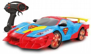 ��� �� ��� ������ DC ���� ���� 1:10 � ������ ���� Metropolis Ultimate City Racer �� ����� ������, ����� ���� ������� ���� ������ ���� Bladez